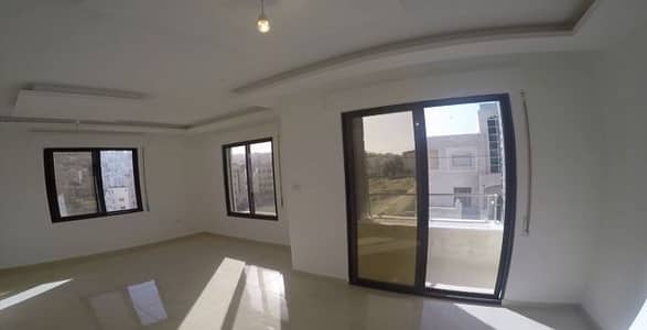 شقة 2 غرفة نوم للبيع في الجبيهة، عمان - Photo