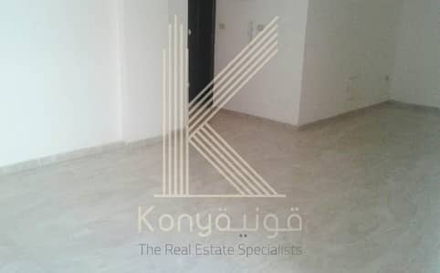 3 Bedroom Flat for Sale in Um Al Summaq, Amman - Photo