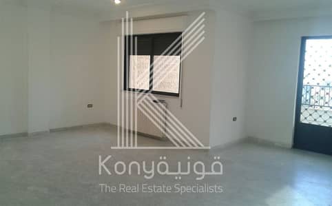 3 Bedroom Flat for Sale in Khalda, Amman - Photo