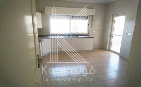 3 Bedroom Flat for Sale in Khalda, Amman - Photo