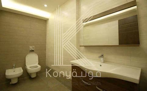 3 Bedroom Flat for Sale in Khalda, Amman - Photo