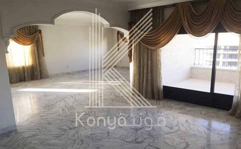 فلیٹ 3 غرف نوم للايجار في وادي صقرة، عمان - Photo