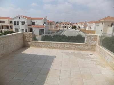 5 Bedroom Villa for Rent in Madaba - Photo