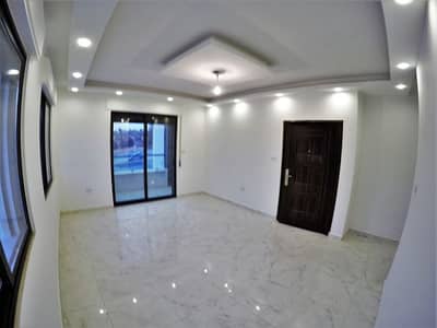 3 Bedroom Flat for Sale in Al Jubaiha, Amman - Photo