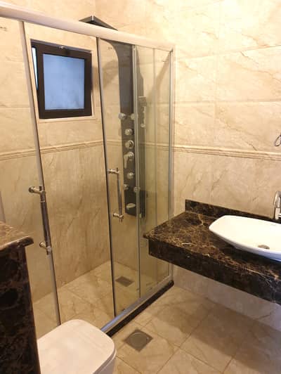 3 Bedroom Flat for Sale in Dair Ghbar, Amman - Photo