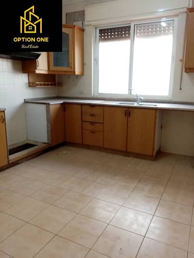 3 Bedroom Flat for Sale in Khalda, Amman - Photo