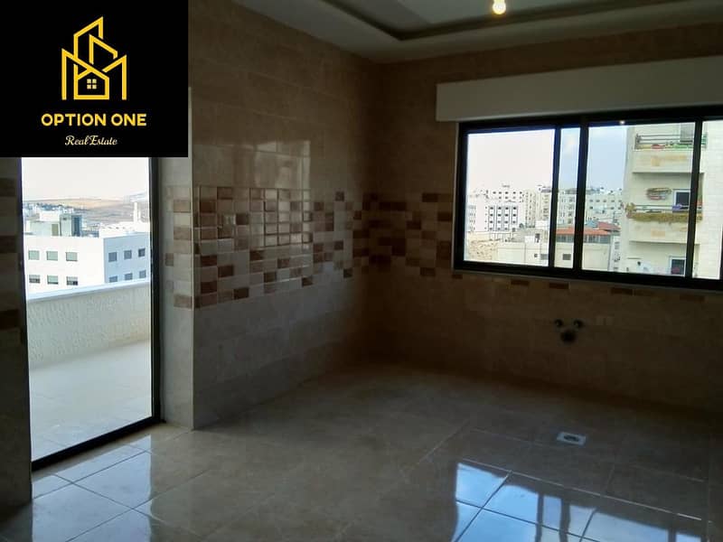 شقة أرضية في أبو نصير للبيع مساحة 142متر مربع