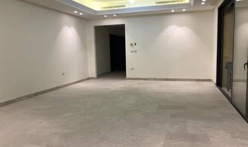 4 Bedroom Flat for Sale in Dair Ghbar, Amman - Photo