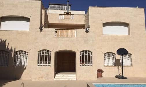 5 Bedroom Villa for Sale in Al Jubaiha, Amman - Photo