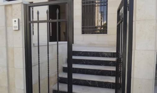 3 Bedroom Flat for Sale in Khalda, Amman - Photo