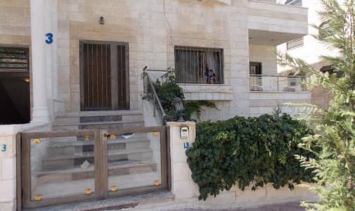 3 Bedroom Flat for Sale in Khalda, Amman - Photo