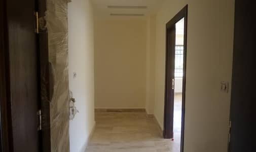 3 Bedroom Flat for Sale in Khalda, Amman - Photo