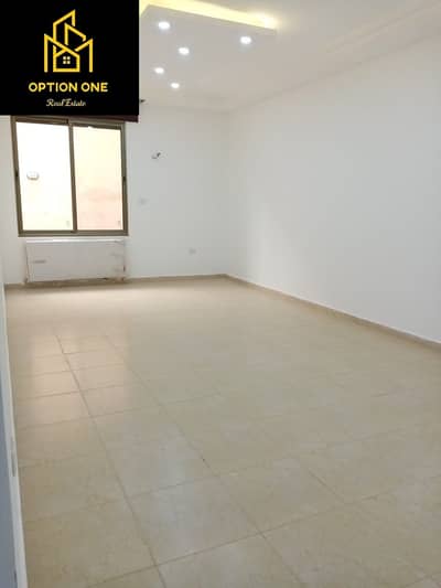 4 Bedroom Flat for Sale in Al Kursi, Amman - شقة شبه أرضي في الكرسي للبيع مساحة 250م