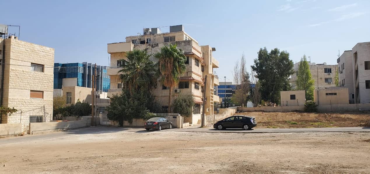 Distinctive land located in the center of Amman for sale