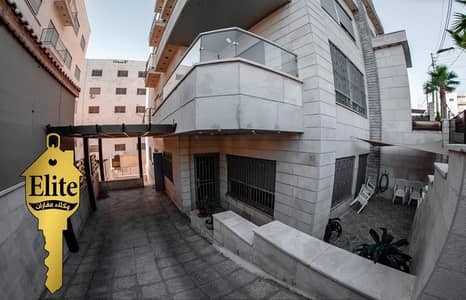 3 Bedroom Flat for Sale in Rajum Omeish, Amman - Photo