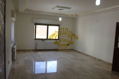 3 Bedroom Flat for Sale in Khalda, Amman - Photo