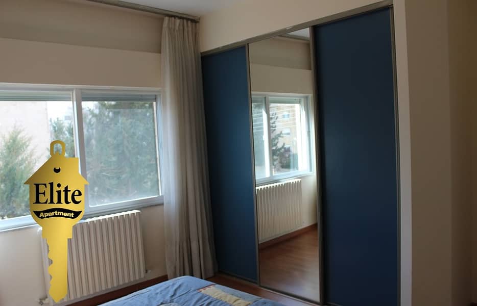 9 Photo