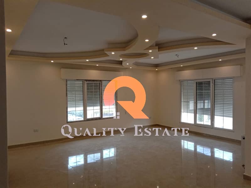 Third-floor apartment for rent in Al Kursi | 220 SQM