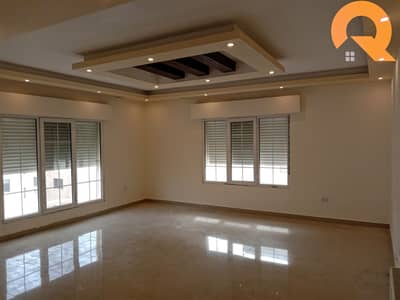 فلیٹ 3 غرف نوم للايجار في الكرسي، عمان - شقة طابق ثالث للإيجار في الكرسي | 220 م2