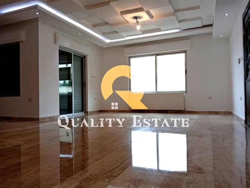 Distinctive floor apartment for rent in Hayi Alsahabeh | 300 SQM