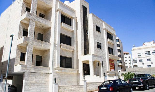 شقة مميزة للبيع في ربوة عبدون منطقة هادئة وقريبة من الخدمات مساحة الشقة 130 متر