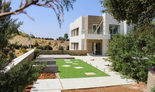3 Bedroom Villa for Sale in Dabouq, Amman - فيلا مميزة للبيع في اجمل مناطق دابوق - الهاشمية مساحة البناء 283 متر