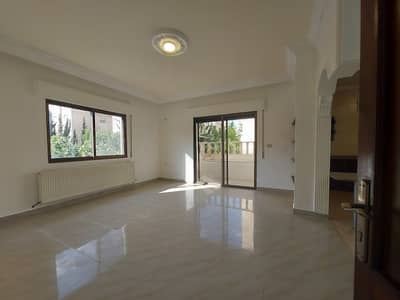 3 Bedroom Flat for Sale in Khalda, Amman - Photo