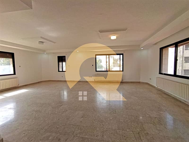 Apartment for rent in the most beautiful areas of the Fourth Circle, first floor, an area of ​​210 m, 3 bedrooms,