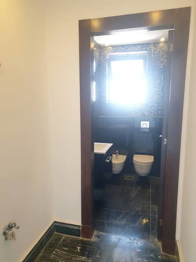 3 Bedroom Flat for Sale in 4th Circle, Amman - Photo