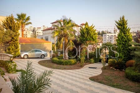 5 Bedroom Villa for Sale in Marj Al Hamam, Amman - فيلا مستقلة مع مساحة خارجية للبيع في مرج الحمام، مساحة ارض 1000 م