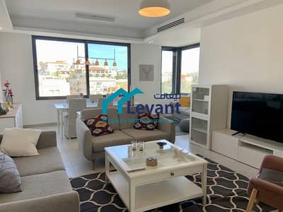 فلیٹ 3 غرف نوم للايجار في عبدون، عمان - Modern Balcony Apartment in Abdoun 3022