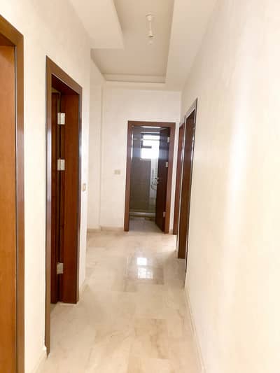 3 Bedroom Flat for Sale in Dahyet Al Rasheed, Amman - Photo