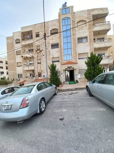فلیٹ 3 غرف نوم للبيع في الجبيهة، عمان - شقة للبيع من المالك مباشرة الجبيهة 120م طابق ثالث 3نوم سوبر ديلوكس بسعر مغرى
