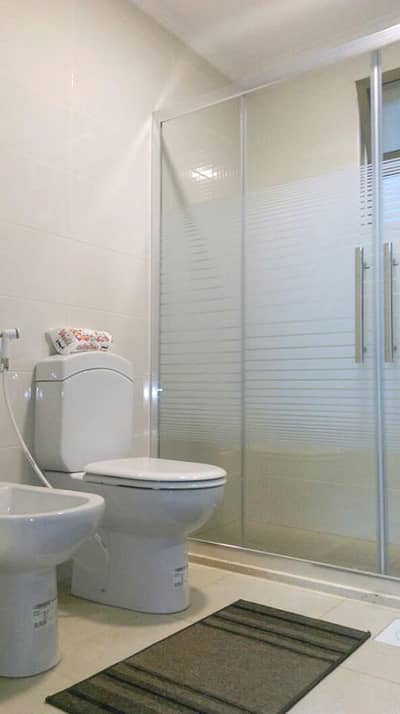 2 Bedroom Flat for Rent in Shmeisani, Amman - Photo
