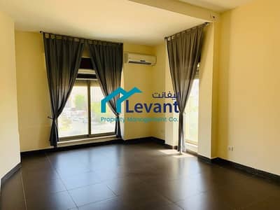 فلیٹ 3 غرف نوم للايجار في عبدون، عمان - Unique Balcony Duplex Apartment in Abdoun 3111