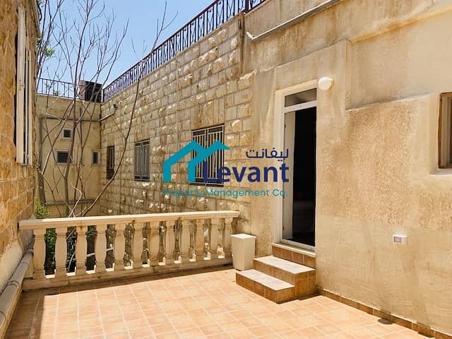 Unique Terraced Apartment with Communal Roof in Jabal Al Webdeh 3109