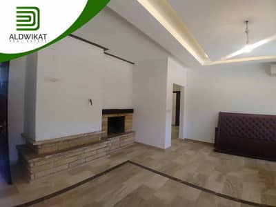 3 Bedroom Flat for Rent in Dabouq, Amman - شقة للايجار في دابوق شبه ارضية مساحة البناء 300 م