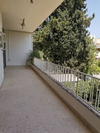 3 Bedroom Flat for Rent in Jabal Amman, Amman - Nice Cozy apartment in the center of Jabal Amman