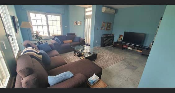 3 Bedroom Apartment for Sale in Shmeisani, Amman - روف مجدد مميز جاهز للسكن في شارع هادئ قرب حديقة الطيور