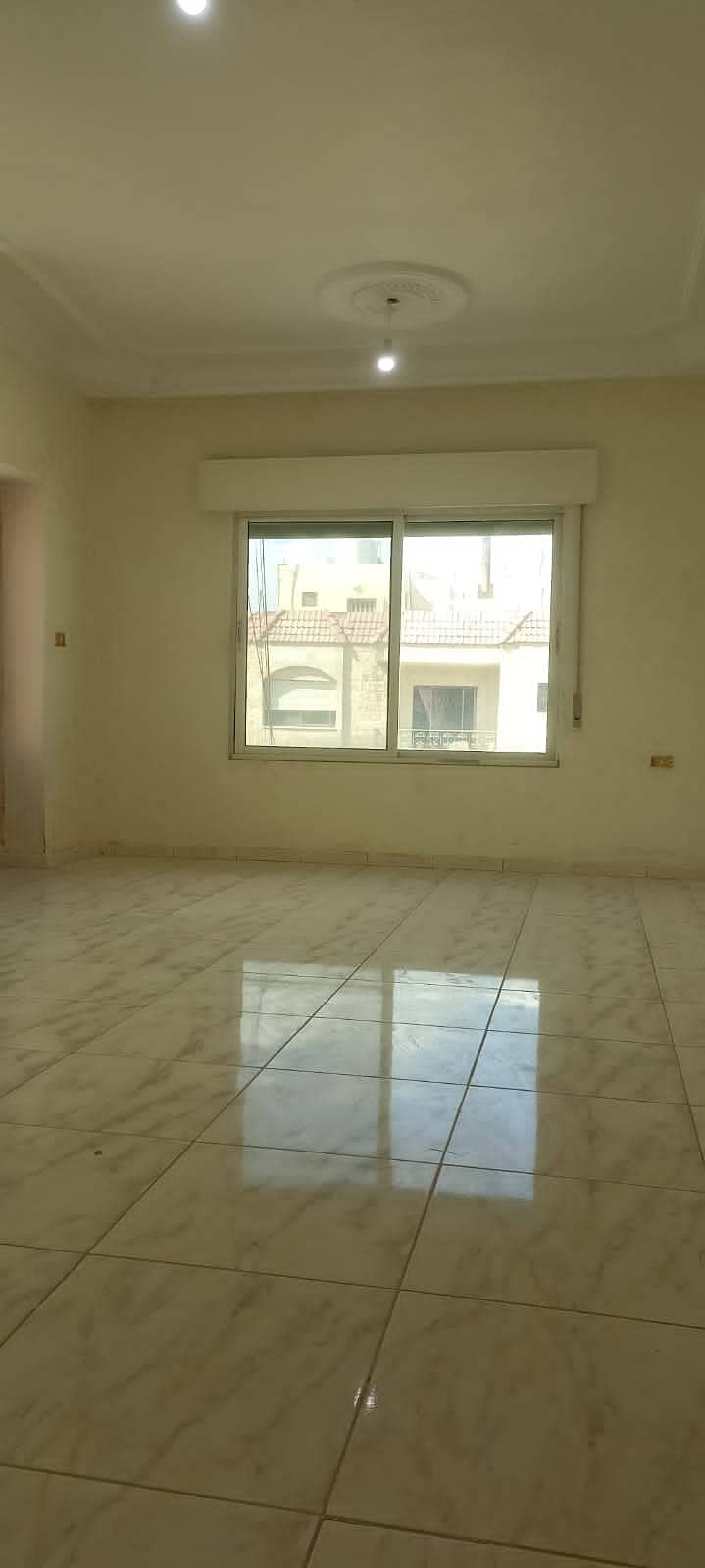Luxury Apartment For Sale In Al Yasmeen