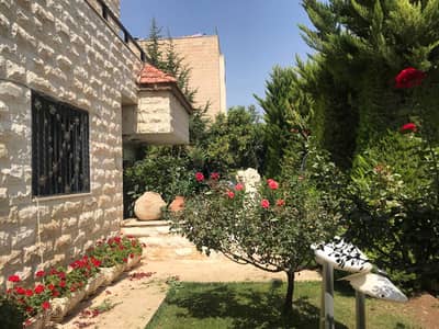 4 Bedroom Villa for Sale in Dahyet Al Rasheed, Amman - فيلا للبيع في ضاحية الرشيد على ارض دونم