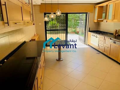 4 Bedroom Flat for Rent in Abdun, Amman - Photo