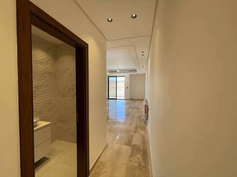 6 Photo