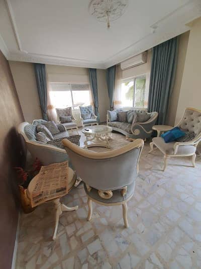 5 Bedroom Flat for Sale in Gardens, Amman - 5 Bedrooms Apartment For Sale in Gardens, Amman