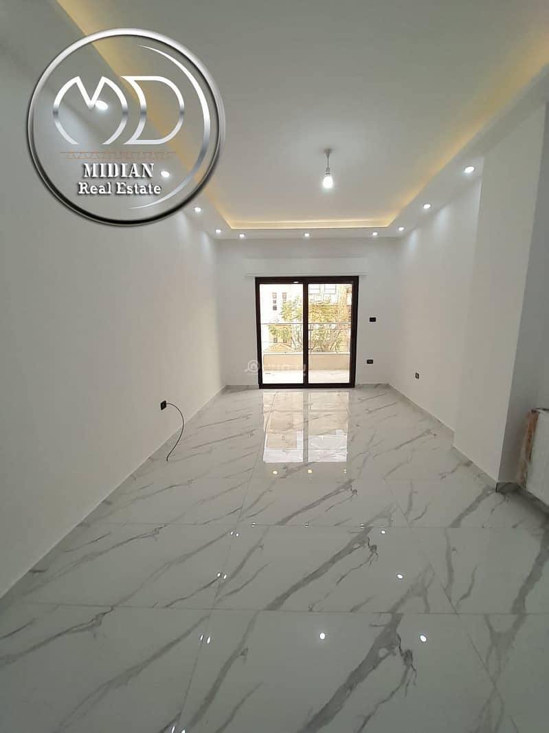 3 Bedrooms Apartment For Sale in Jabal Amman, Amman