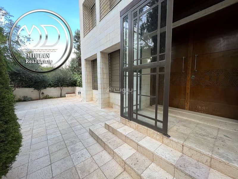 4 Bedrooms Apartment For Rent Jabal Amman, Amman