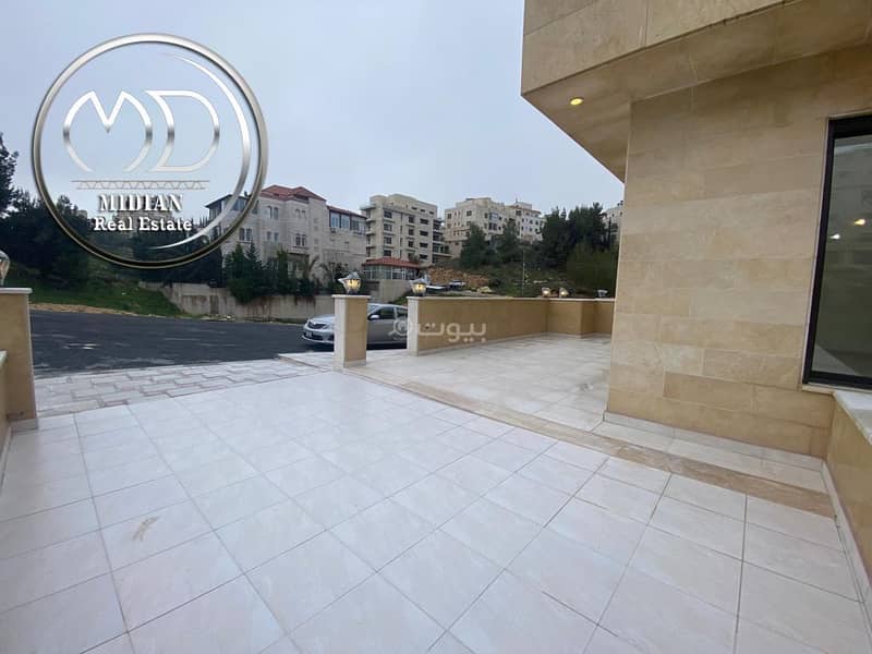 3 Bedrooms Apartment For Sale in Jabal Amman, Amman