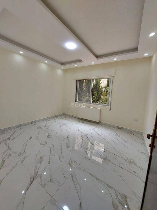 4 Bedrooms Apartment For Sale Um Al Summaq, Amman