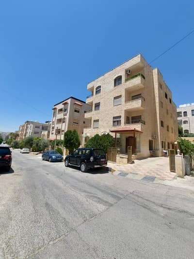 فلیٹ 3 غرف نوم للبيع في ضاحية الرشيد، عمان - شقة مكونة من 3 غرف نوم للبيع في ضاحية الرشيد، عمان