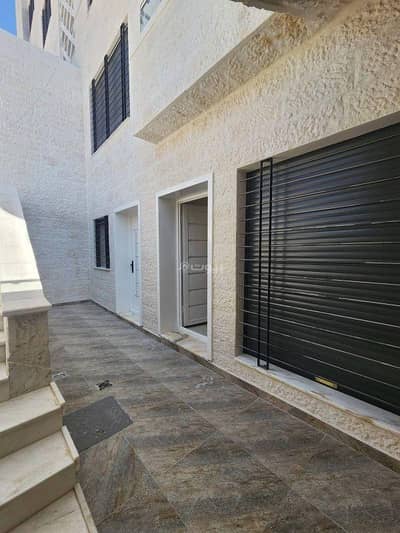 3 Bedroom Flat for Sale in Al Hai Al Sharqi, Irbid - 3 Bedrooms Apartment For Sale in Al Hai Al Sharqi, Irbid
